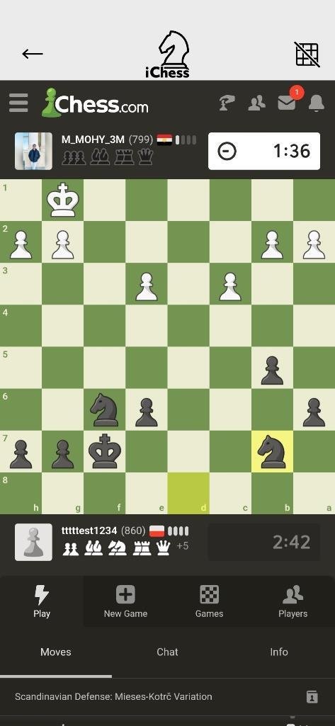 Follow the online position in the app while moving pieces on your board.